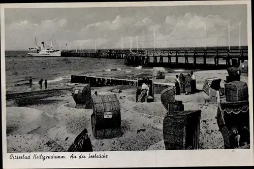 Ak Seebad Heiligendamm Bad Doberan, Seebrücke, Strand, Strandkörbe, Schiff