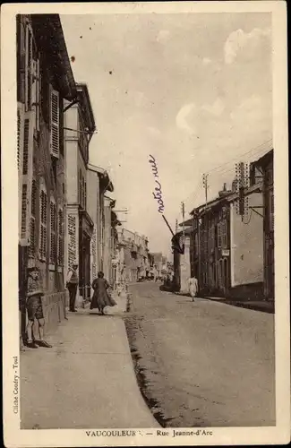 Ak Vaucouleurs Meuse, Rue Jeanne d'Arc