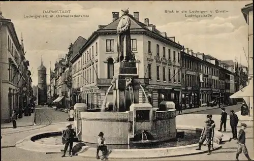 Ak Darmstadt in Hessen, Ludwigsplatz mit Bismarckdenkmal, Ludwigsstraße, Ernst Ludwigstraße