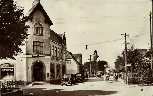 Ak Böklund in Schleswig, Straßenpartie