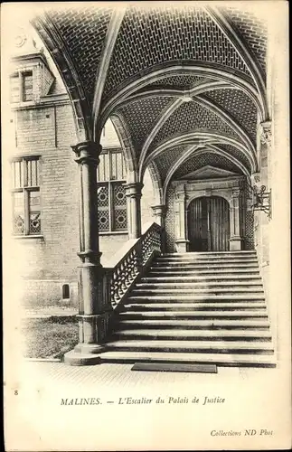 Ak Mechelen Mecheln Malines Flandern Antwerpen, L'Escalier du Palais de Justice