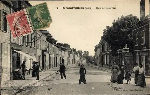 Ak Grandvilliers Oise, Rue de Beauvais