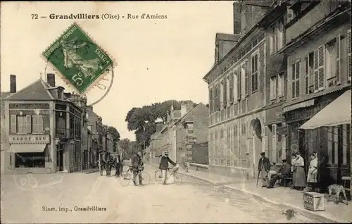 Ak Grandvilliers Oise, Rue d&#39;Amiens