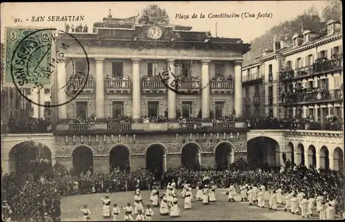 Ak Donostia San Sebastian Baskenland, Plaza de la Constituciôn, Fest