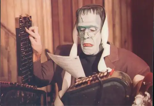 Ak Schauspieler Fred Gwynne als Hermann Munster