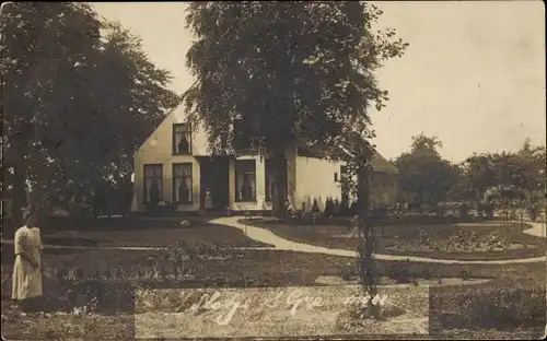 Foto Ak Lage Zwaluwe Nordbrabant, Wohnhaus, Garten