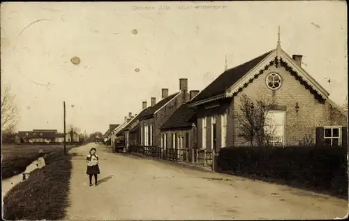 Foto Ak 's Gravenmoer Nordbrabant, Straßenpartie