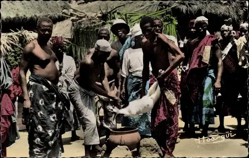 Ak Afrika in Farben, Ritualopfer