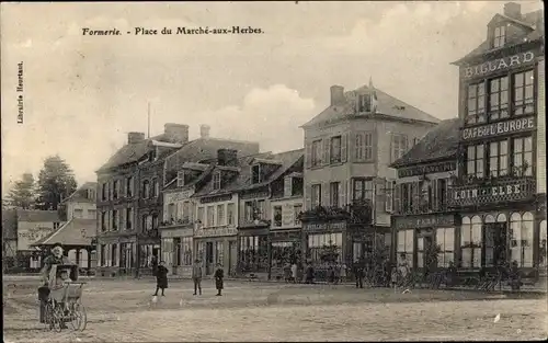 Ak Formerie Oise, Place du Marché aux Herbes