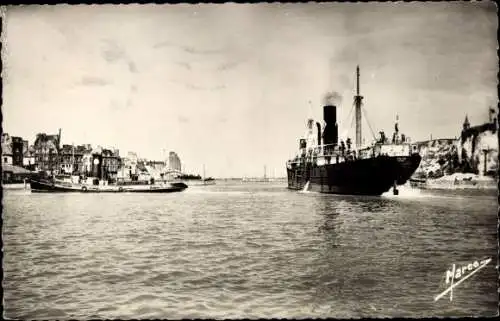 Ak Dieppe Seine Maritime, Fracht verlässt den Hafen