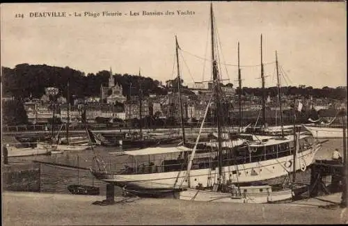 Ak Deauville La Plage Fleurie Calvados, Die Yachtbecken