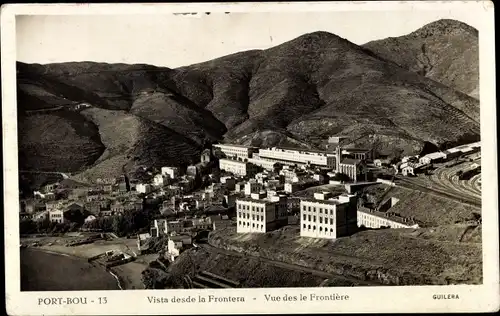 Ak Portbou Port Bou Katalonien, Panorama von der Grenze