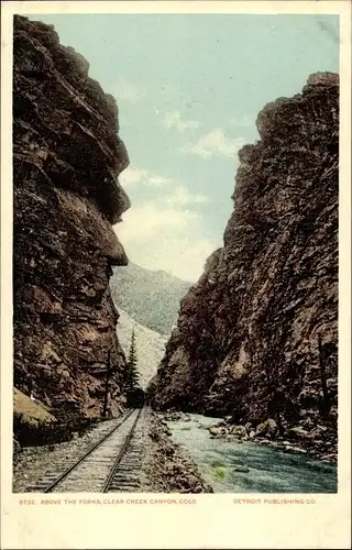 Ak Colorado USA, Clear Creek Canon, oberhalb der Forks