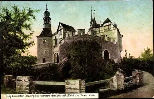 Ak Lauenstein Ludwigsstadt in Oberfranken, Burg Lauenstein, Auffahrt, Torwartshaus