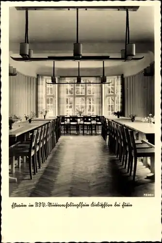 Ak Kiebitzhörn Malente, Im Speiseraum des Müttererholungsheims
