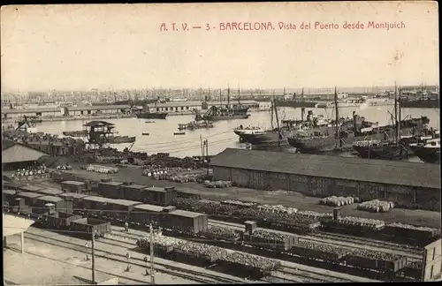 Ak Barcelona Katalonien Spanien, Hafen von Montjuich gesehen