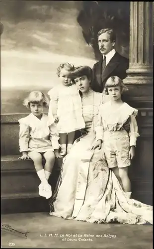 Ak König Albert I. von Belgien, Königin Elisabeth, Leopold, Charles, Marie