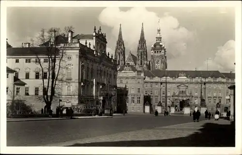 Ak Praha Prag Tschechien, Burg, erzbischöflicher Palast