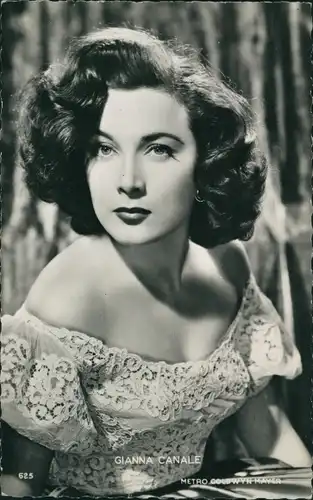 Ak Schauspielerin Gianna Canale, Portrait, Metro Goldwyn Mayer