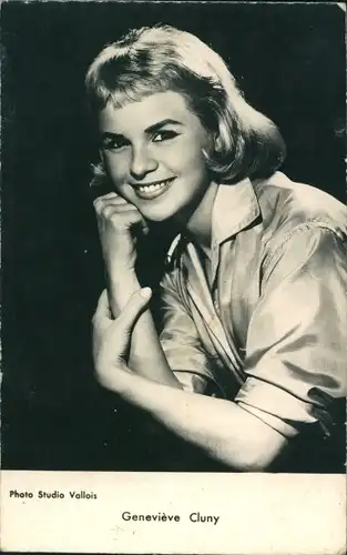 Ak Schauspielerin Genevieve Cluny, Portrait