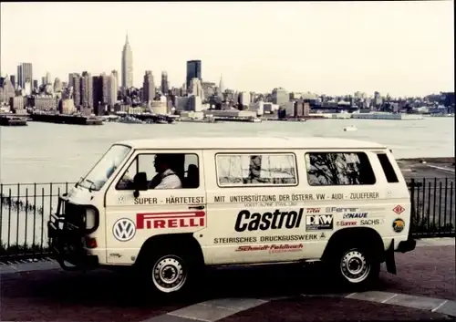 Foto New York City USA, Auto, VW Bus, T3, Pirelli, 1990