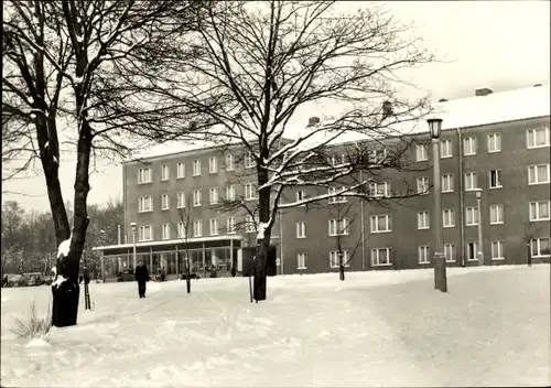 Ak Reichenbach im Vogtland, Platanenstraße, Winter