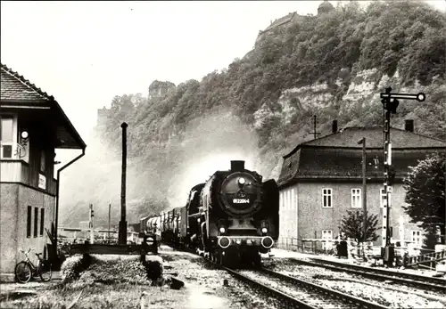 Ak Dornburg an der Saale Thüringen, Dampflokomotive 01 204, Güterzug nach Camburg, 1980