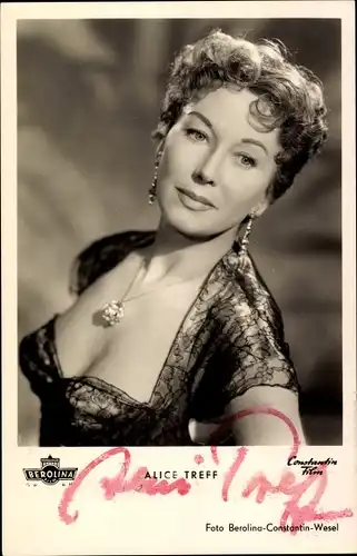 Ak Schauspielerin Alice Treff, Portrait, Autogramm, Schmuck, Ohrringe, Film Die heilige Lüge