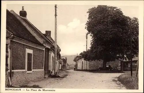 Ak Monceaux Oise, Place du Marronnier