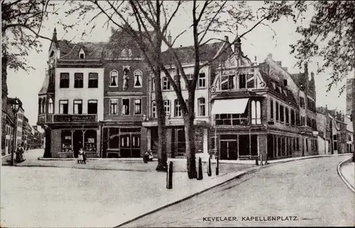 Ak Kevelaer am Niederrhein, Straßenpartie am Kapellenplatz, Geschäfte