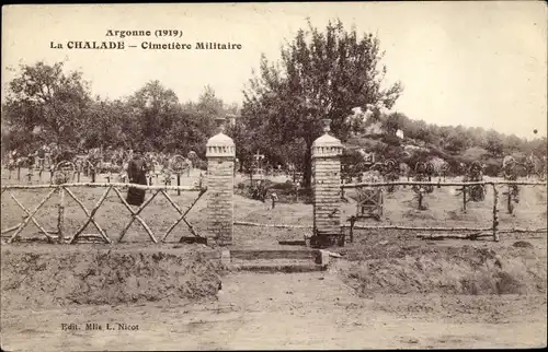 Ak Lachalade Meuse, Militärfriedhof