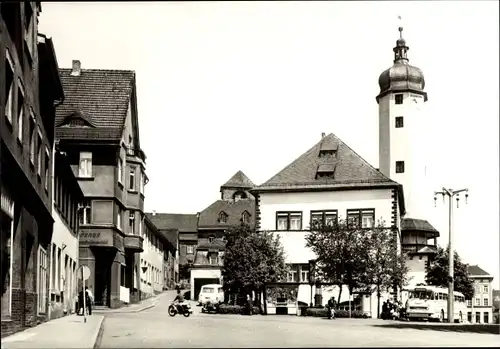 Ak Weida in Thüringen, Rathaus am Neumarkt, Bus