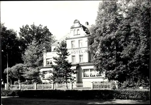 Foto Ak Bad Blankenburg in Thüringen, Hotel Eberitzsch, Schwarzburger Straße 19