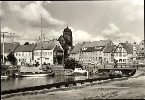 Ak Wolgast in Mecklenburg Vorpommern, Hafen, Boote, Brücke