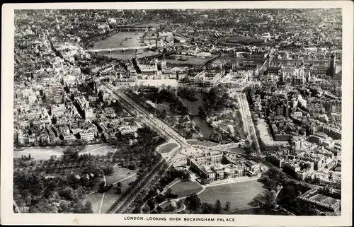 Ak City of Westminster London England, mit Blick auf den Buckingham Palace