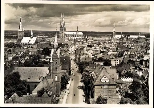 Ak Hansestadt Lübeck, Panorama vom Domturm, St. Petri, St. Marien, St. Jakobi, St. Katharinen-Kirche