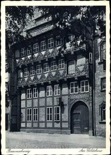 Ak Braunschweig in Niedersachsen, Das Gildehaus von 1536 auf dem Burgplatz