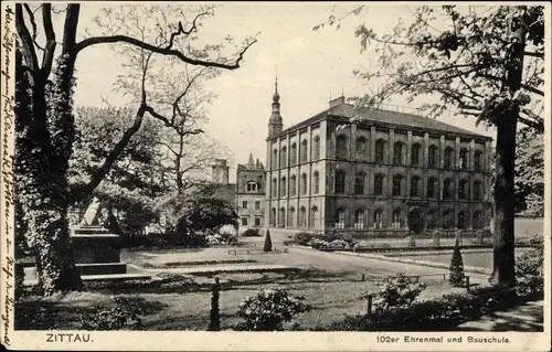 Ak Zittau in der Oberlausitz, 102er Ehrenmal, Bauschule