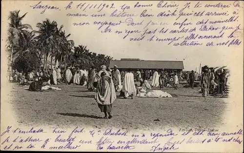 Ak Dakar Senegal, Marktplatz und Markthalle, Händler