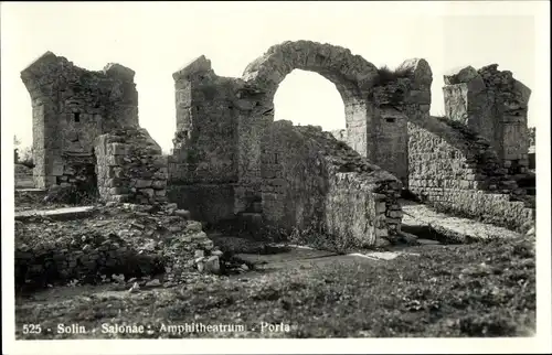 Ak Solin Salona Kroatien, Amphitheatrum, Porta
