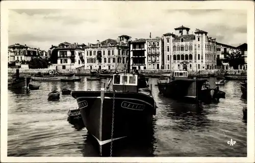 Ak Saint Jean de Luz Pyrénées Atlantiques, Hafen