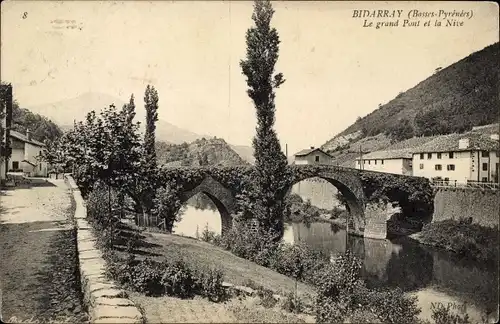 Ak Bidarray Pyrénées Atlantiques, Grand Pont und Nive