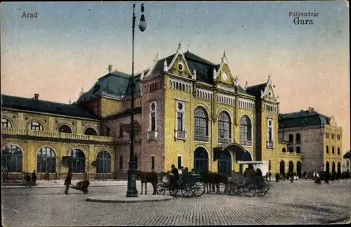 Ak Arad Rumänien, Partie am Bahnhof