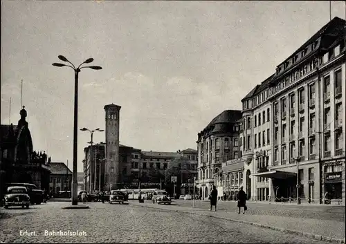 Ak Erfurt in Thüringen, Bahnhofsplatz