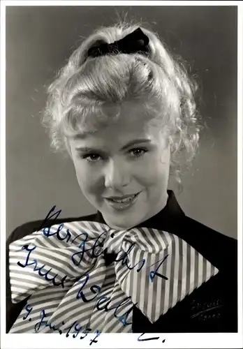 Ak Schauspielerin Irma Walter, Portrait, Autogramm