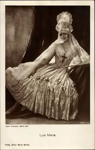 Ak Schauspielerin Lya Mara, Portrait im Kleid
