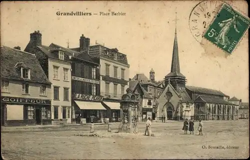 Ak Grandvilliers Oise, Place Barbier