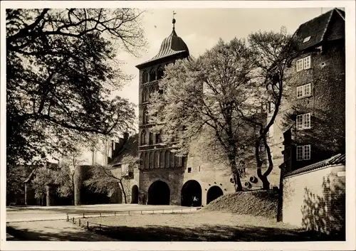 Ak Lübeck, Burgtor