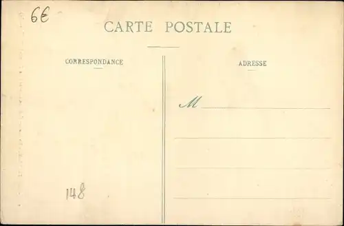 Ak Montdidier Somme, Schloss, Eingang