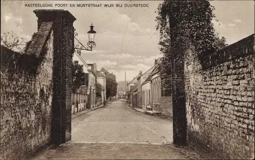 Ak Wijk bij Duurstede Utrecht, Kasteelsche Poort en Muntstraat